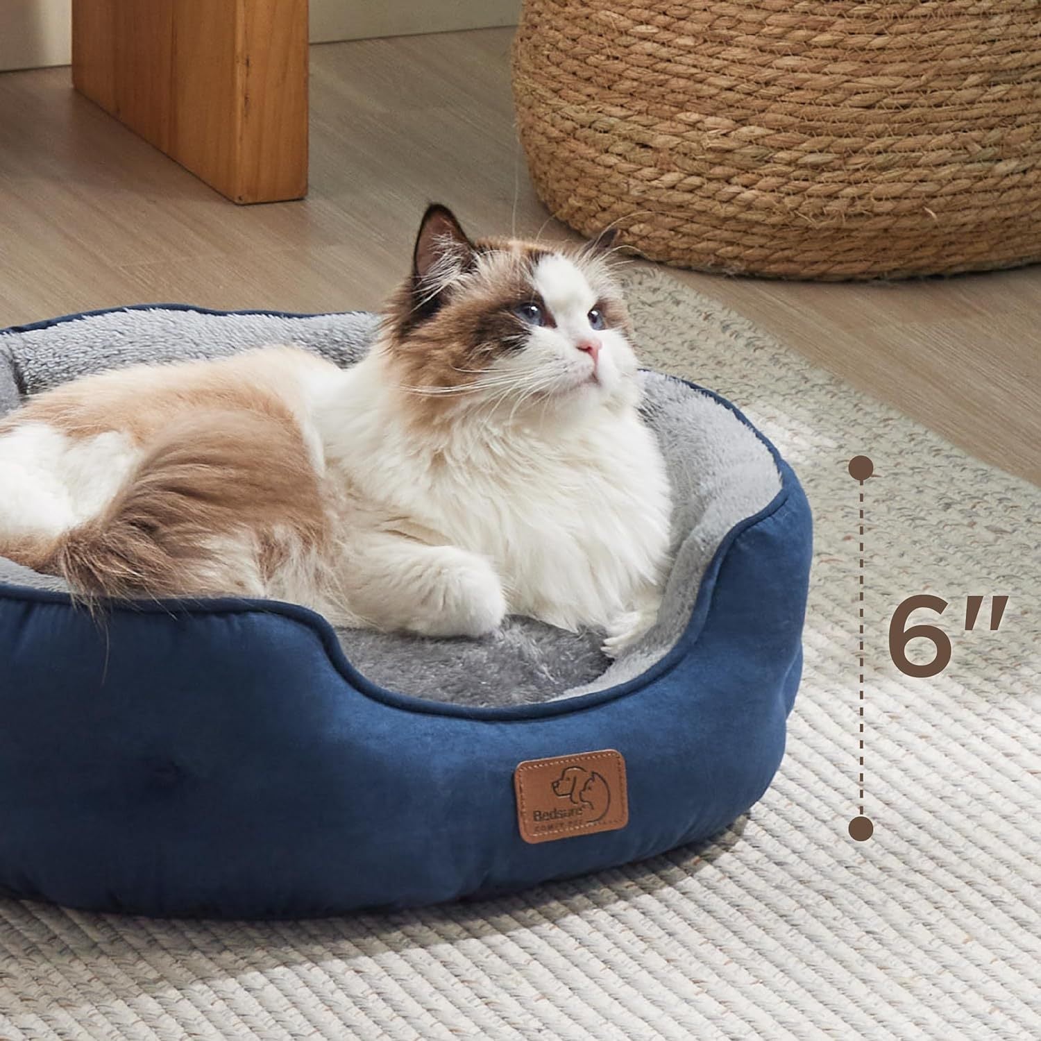 Hot pet cat nest machine washable Amazon winter warm plush kennel pet sofa mattress